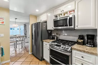 59 E Bonita Drive, Simi Valley, CA 93065 - Photo 14