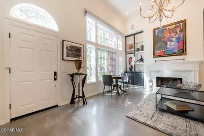2491 Swanfield Court, Thousand Oaks, CA 91361 - Photo 4