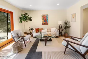 5156 Dumont Pl, Woodland Hills, CA 91364 - Photo 18