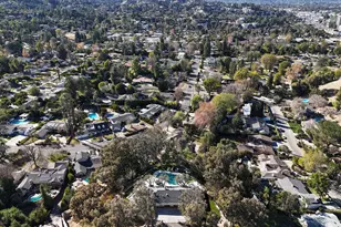 5156 Dumont Pl, Woodland Hills, CA 91364 - Photo 42