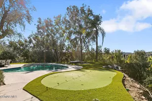 5156 Dumont Pl, Woodland Hills, CA 91364 - Photo 34
