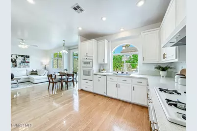 1685 Glider Court, Thousand Oaks, CA 91320 - Photo 18