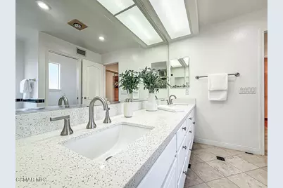 1685 Glider Court, Thousand Oaks, CA 91320 - Photo 48
