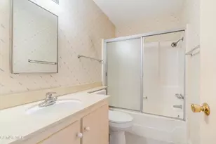 2178 Shady Brook Dr, Thousand Oaks, CA 91362 - Photo 12