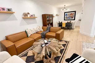 5473 Spanish Oak Ln, Oak Park, CA 91377 - Photo 4