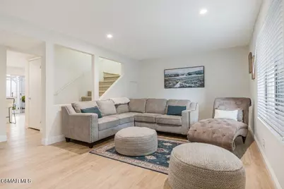 242 Green Lea Place, Thousand Oaks, CA 91361 - Photo 2