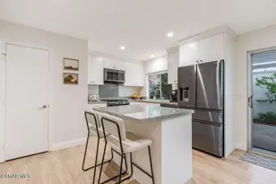 242 Green Lea Pl, Thousand Oaks, CA 91361 - Photo 6