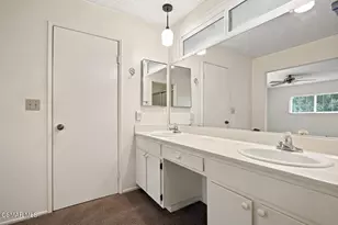 812 Chaparral Ct, Thousand Oaks, CA 91320 - Photo 12
