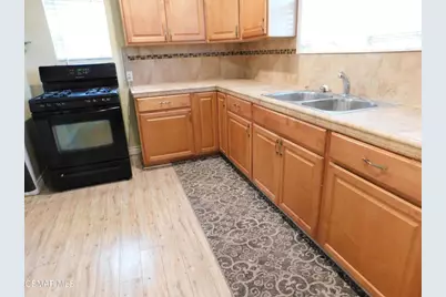 6213 Whitsett Avenue, North Hollywood, CA 91606 - Photo 6