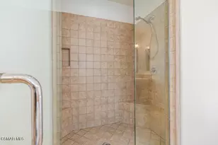 1776 Peregrine Ct, Simi Valley, CA 93065 - Photo 38