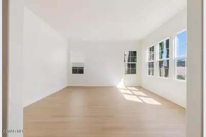 1776 Peregrine Court, Simi Valley, CA 93065 - Photo 10