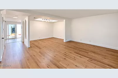 207 Green Heath Place, Thousand Oaks, CA 91361 - Photo 10