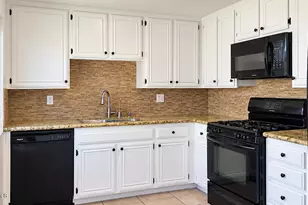 207 Green Heath Pl, Thousand Oaks, CA 91361 - Photo 14
