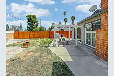 22847 W Enadia Way, West Hills, CA 91307 - Photo 32