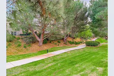 290 Culview Court, Simi Valley, CA 93065 - Photo 38