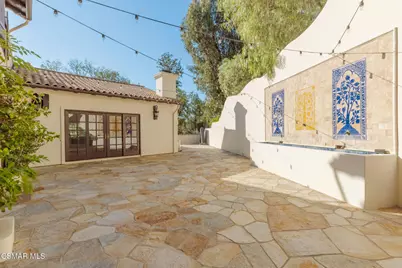 10165 La Canada Way, Shadow Hills, CA 91040 - Photo 34