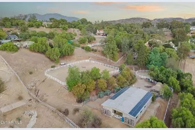 10165 La Canada Way, Shadow Hills, CA 91040 - Photo 2