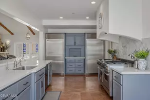 10165 La Canada Way, Shadow Hills, CA 91040 - Photo 12