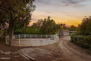 10165 La Canada Way, Shadow Hills, CA 91040 - Photo 54