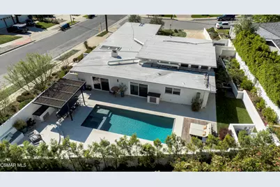 4500 Stark Avenue, Woodland Hills, CA 91364 - Photo 4