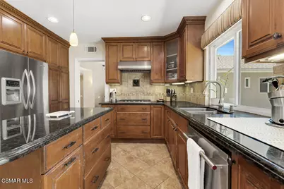 20325 Hiawatha Street, Chatsworth, CA 91311 - Photo 20