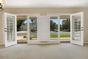 20325 Hiawatha St, Chatsworth, CA 91311 - Photo 12