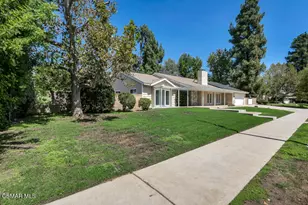 20325 Hiawatha St, Chatsworth, CA 91311 - Photo 4