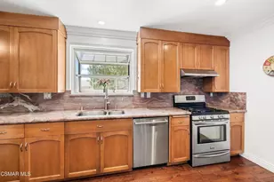 1207 Graham St, Simi Valley, CA 93065 - Photo 8