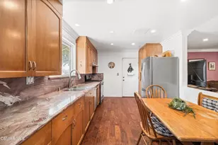 1207 Graham St, Simi Valley, CA 93065 - Photo 6