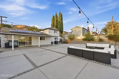 17814 Blackbrush Drive, Canyon Country, CA 91387 - Photo 30