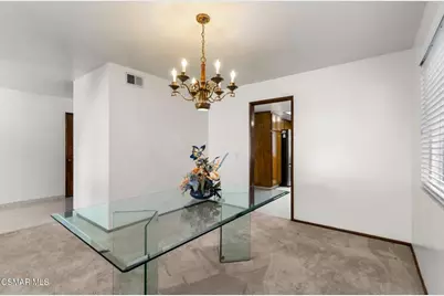 2162 Yosemite Avenue, Simi Valley, CA 93063 - Photo 8