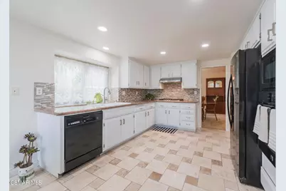 2654 Georgette Place, Simi Valley, CA 93063 - Photo 8