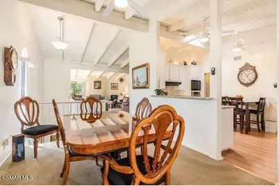 784 N Woodlawn Drive, Thousand Oaks, CA 91360 - Photo 10