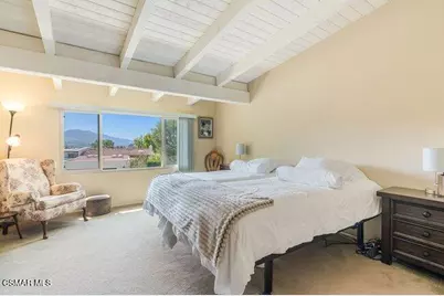 784 N Woodlawn Drive, Thousand Oaks, CA 91360 - Photo 18