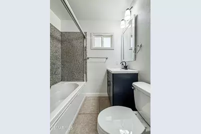 5238 N Calera Avenue, Covina, CA 91722 - Photo 20