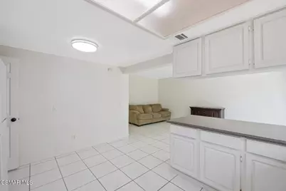 28636 Lapine Avenue, Saugus, CA 91390 - Photo 20