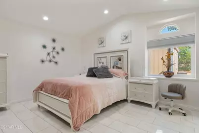 672 Brademas Court, Simi Valley, CA 93065 - Photo 12