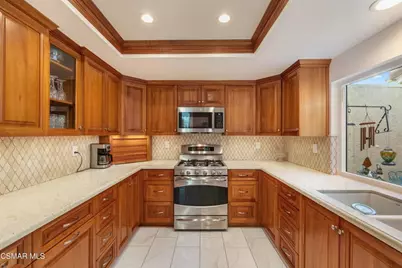 672 Brademas Court, Simi Valley, CA 93065 - Photo 10