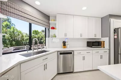 351 Las Tuero Court, Camarillo, CA 93010 - Photo 16