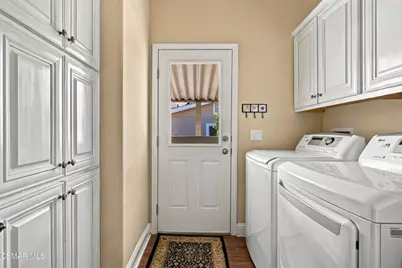 15455 Glenoaks Boulevard #414, Sylmar, CA 91342 - Photo 8
