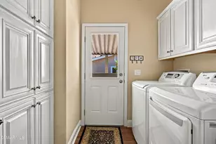 15455 Glenoaks Blvd, Sylmar, CA 91342 - Photo 8
