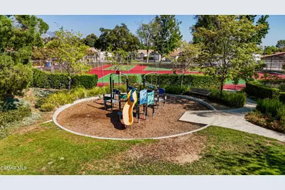 15455 Glenoaks Boulevard #414, Sylmar, CA 91342 - Photo 18