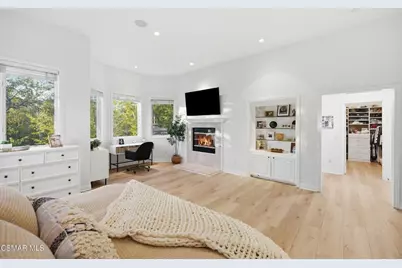 219 Baybrook Court, Lake Sherwood, CA 91361 - Photo 36