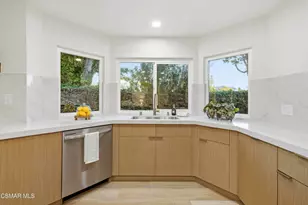 5834 Woodglen Dr, Agoura Hills, CA 91301 - Photo 22