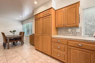 2516 Clearfield Pl, Simi Valley, CA 93065 - Photo 16
