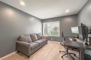 2516 Clearfield Pl, Simi Valley, CA 93065 - Photo 18