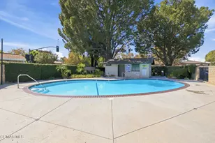 2069 N Avenida Refugio, Simi Valley, CA 93063 - Photo 28