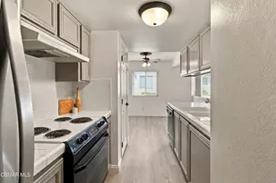 2069 N Avenida Refugio, Simi Valley, CA 93063 - Photo 8
