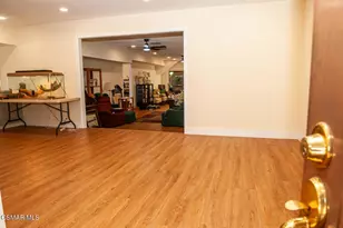 17912 Tiara St, Encino, CA 91316 - Photo 4
