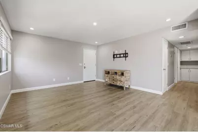 150 E Los Angeles Avenue #308, Moorpark, CA 93021 - Photo 6
